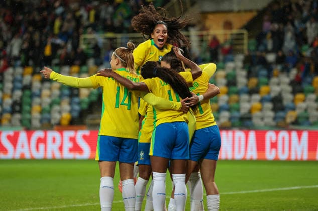 Portugal x Brasil Futebol Feminino AVEIRO, AV - 02.12.2025: PORTUGAL X BRASIL FUTEBOL FEMININO - 85336) Portugal vs Brazil Women& 39;s Football (Photo: Luan Chepernate Fotoarena) x2851954x  LuanxChepernate
