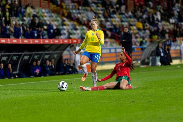 Portugal x Brasil Futebol Feminino AVEIRO, AV - 02.12.2025: PORTUGAL X BRASIL FUTEBOL FEMININO - 85336) Portugal vs Brazil Women& 39;s Football (Photo: Luan Chepernate Fotoarena) x2851972x  LuanxChepernate