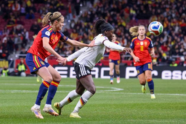 Madrid, Germany 02 December 2025 UEFA Nations League Women Final Second Round 2025 Spain vs Germany Pictured from left in duel Irene Paredes Spain and Nicole Anyomi Germany Riyadh Air Metropolitano Copyright: xFotostandx xFantinix