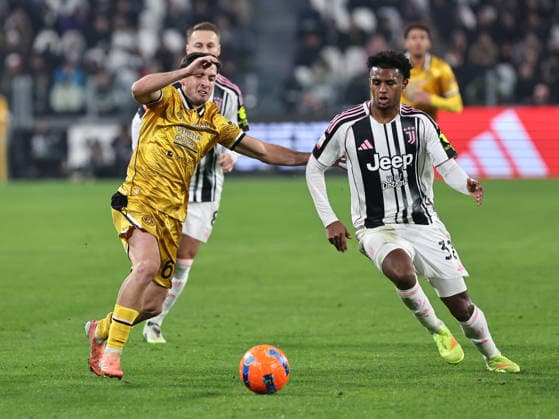 Juventus FC v Udinese Calcio - Coppa Italia Juan Cabal participates in the Coppa Italia-Frecciarossa 2025-2026 match between Juventus and Udinese in Torino, Italy, on December 2, 2025. Torino Italy  Copyright: xLorisxRosellix originalFilename:roselli-juventus251202_npdUe.jpg
