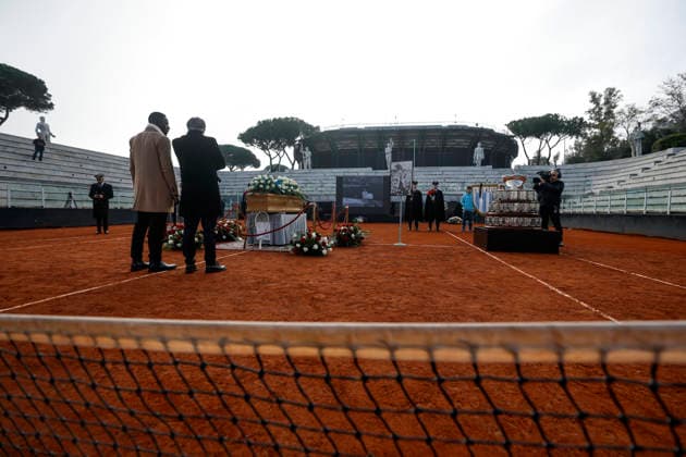 December 3, 2025, Rome, ITALY: Un momento della camera ardente di Nicola Pietrangeli presso il campo da tennis a lui intitolato al Foro Italico, Roma, 03 dicembre 2025. ANSA ANGELO CARCONI. Pietrangeli: Aperta La Camera Ardente Sulle Note Di Aznavour  - ZUMAa110 20251203_zaf_a110_001 Copyright: xAngeloxCarconix