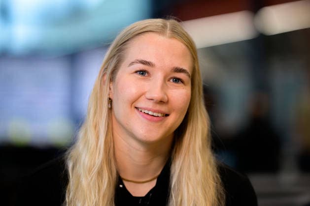 Handball, Womens World Championship, Main Round Group 2 Germany Press Conference Goalkeeper Katharina Filter Germany Portrait Face laughing smiling good-humored grinning grinning Dortmund North Rhine-Westphalia Germany