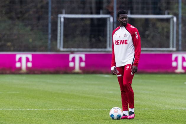 1 Soccer Bundesliga training 1 FC Köln 03 12 2025 Ragnar Ache 1 FC Köln, 9 with ball 1 Soccer Bundesliga training 1 FC Köln Geissbockheim, 03 12 2025 Copyright: xBEAUTIFULxSPORTS Wunderlx