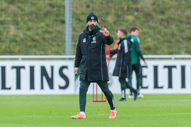 03 12 2025, Football, Season 2025 2026, 2 Bundesliga, Training FC Schalke 04, Head Coach Miron Muslic FC Schalke 04 , Gelsenkirchen Training ground FC Schalke 04 NRW Germany xRHR PHOTO DEx Copyright: EWERT RHR-FOTOx RHR-FOTO DE