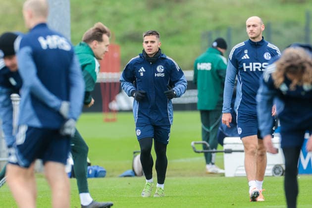 03 12 2025, Football, Season 2025 2026, 2 Bundesliga, Training FC Schalke 04, Mauro Zalazar FC Schalke 04 , Gelsenkirchen Training ground FC Schalke 04 NRW Germany xRHR PHOTO DEx Copyright: EWERT RHR-FOTOx RHR-FOTO DE