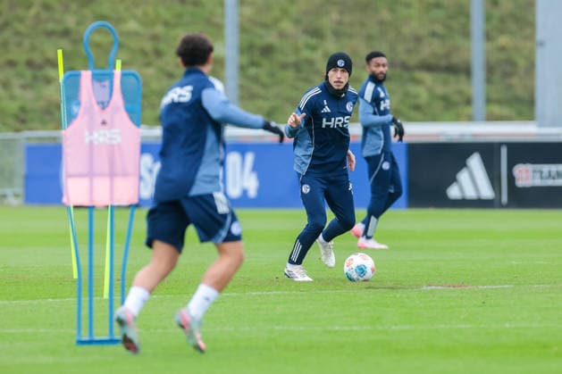 03 12 2025, Football, Season 2025 2026, 2 Bundesliga, Training FC Schalke 04, Ron Schallenberg FC Schalke 04 , Gelsenkirchen Training ground FC Schalke 04 NRW Germany xRHR PHOTO DEx Copyright: EWERT RHR-FOTOx RHR-FOTO DE