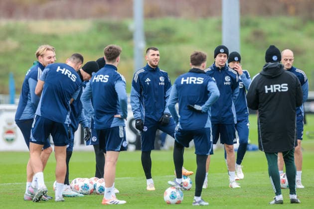 Football, 2nd BL, FC Schalke 04, Training
