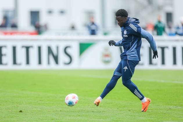 03 12 2025, Football, Season 2025 2026, 2 Bundesliga, Training FC Schalke 04, Christian Gomis FC Schalke 04 , Gelsenkirchen Training ground FC Schalke 04 NRW Germany xRHR PHOTO DEx Copyright: EWERT RHR-FOTOx RHR-FOTO DE