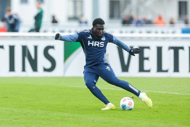 03 12 2025, Football, Season 2025 2026, 2 Bundesliga, Training FC Schalke 04, Zaid Tchibara FC Schalke 04, Gelsenkirchen Training ground FC Schalke 04 NRW Germany xRHR PHOTO DEx Copyright: EWERT RHR-FOTOx RHR-FOTO DE
