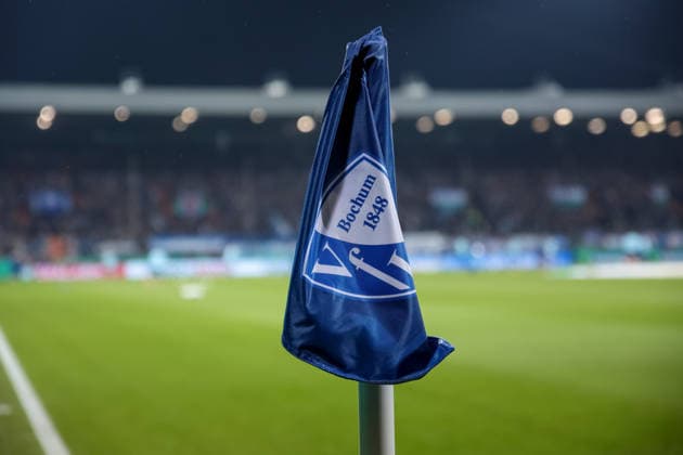 Corner flag Vonovia Ruhrstadion GER, VfL Bochum vs VfB Stuttgart, Football, DFB Pokal, Round of 16, Season 2025 2026, 03 12 2025 DFL REGULATIONS PROHIBIT ANY USE OF PHOTOGRAPHS AS IMAGE SEQUENCES AND OR QUASI VIDEO GER, VfL Bochum vs VfB Stuttgart, Football, DFB Pokal, Round of 16, Season 2025 2026, 03 12 2025 Bochum Copyright: xEibner-Pressefoto FrankxZeisingx EP_FZG