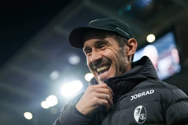 Julian Schuster SC Freiburg, Coach , Soccer, Round of 16, DFB Pokal, 2025 26, SC Freiburg vs SV Darmstadt 98, 03 12 2025, Europa Park Stadion, Freiburg, Germany DFB REGULATIONS PROHIBIT ANY USE OF PHOTOGRAPHS AS IMAGE SEQUENCES AND OR QUASI VIDEO Freiburg Europa Park Stadion Baden Württemberg Germany Copyright: xArnexAmbergx