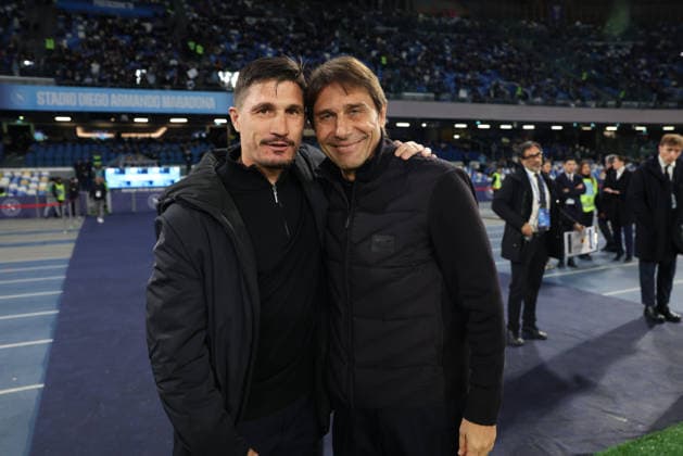 Cagliari s head coach Fabio Pisacane, Napoli™s head coach Antonio Conte during the round of 16 Frecciarossa Italian Cup 2025 2026 soccer match between Napoli and Cagliari at Maradona Stadium in Naples, south Italy - December 3, 2025. - Soccer  Copyright: xAlessandroxGarofalo LaPressex