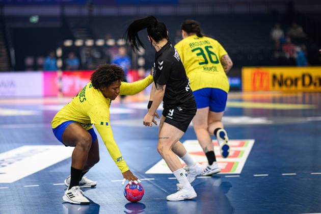 DORTMUND, GERMANY - 3 DECEMBER, 2025: Cristina Oliveira Fernandes Mariane - Women s Handball World Championship, WM, Weltmeisterschaft 2025 Brazil vs South Korea at Westfallenhalle.  Copyright: xVitaliixKliuievx