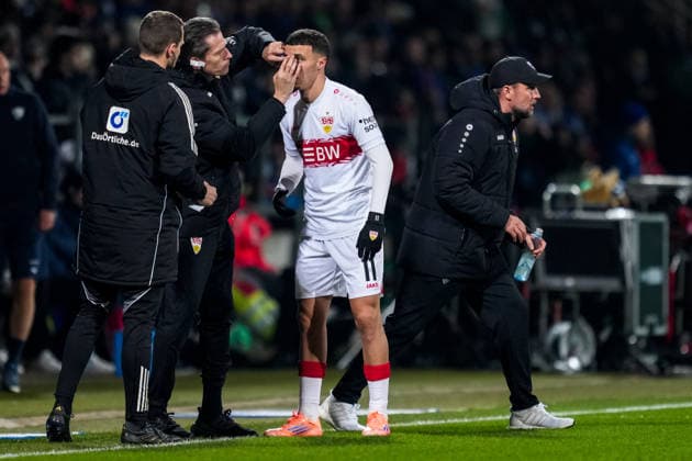 BOCHUM, GERMANY - DECEMBER 3: Bilal El Khannouss of VfB Stuttgart receives medical attention during the DFB Cup round of 16 match between VfL Bochum and VfB Stuttgart at Vonovia Ruhrstadion on December 3, 2025 in Bochum, Germany. (Photo by Rene Nijhuis) SPO  Copyright: xRenexNijhuis