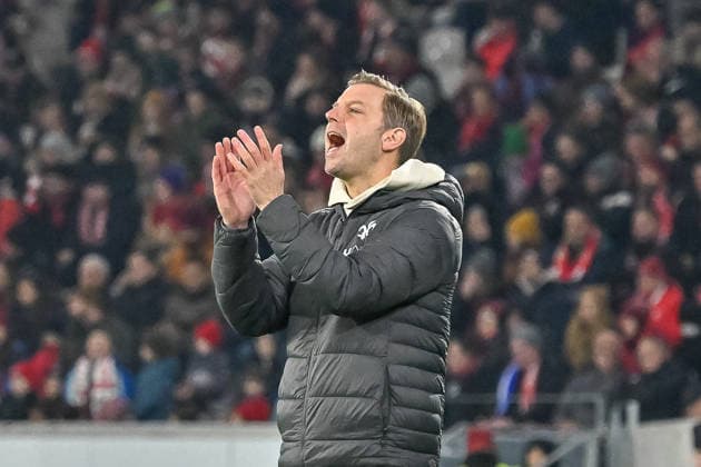 Florian Kohfeldt SV Darmstadt 98, Head Coach with gestures GER, SC Freiburg SV Darmstadt 98, Football, DFB Pokal, Round of 16, Season 2025 2026, 03 12 2025 DFB REGULATIONS PROHIBIT ANY USE OF PHOTOGRAPHS AS IMAGE SEQUENCES AND OR QUASI VIDEO GER, SC Freiburg SV Darmstadt 98, Football, DFB Pokal, Round of 16, Season 2025 2026, 03 12 2025 Freiburg Copyright: xEibner-Pressefoto ThomasxHessx EP_THS