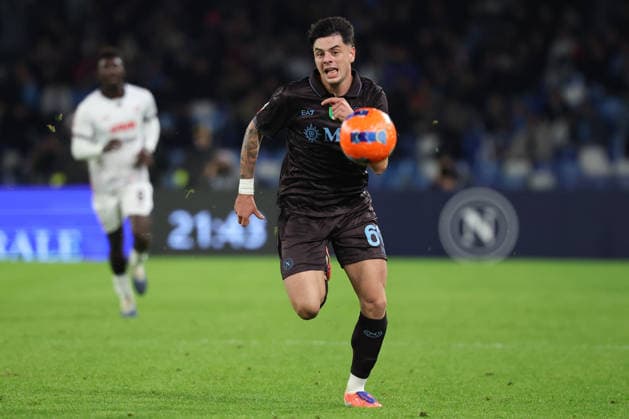 Napoli™s Giuseppe Ambrosino during the round of 16 Frecciarossa Italian Cup 2025 2026 soccer match between Napoli and Cagliari at Maradona Stadium in Naples, south Italy - December 3, 2025. - Soccer  Copyright: xAlessandroxGarofalo LaPressex