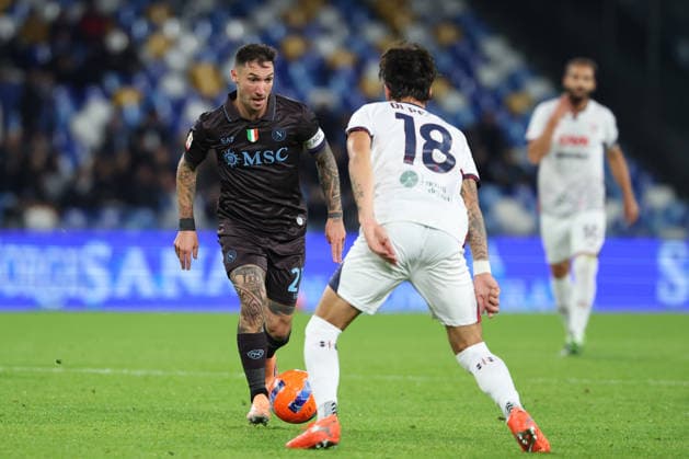 Napoli™s Matteo Politano during the round of 16 Frecciarossa Italian Cup 2025 2026 soccer match between Napoli and Cagliari at Maradona Stadium in Naples, south Italy - December 3, 2025. - Soccer  Copyright: xAlessandroxGarofalo LaPressex