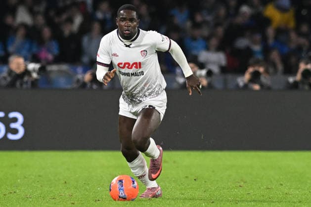 Zito Luvumbo of Cagliari Calcio in action during the Coppa Italia Freccia Rossa match between SSC Napoli vs Cagliari Calcio at Diego Armando Maradona Stadium  Copyright: xAgostinoxGemito IPAxSportx xipa-agency.netx xx IPA_68694471 IPA_Agency_IPA68694471