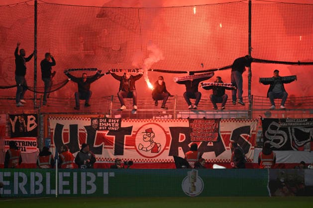 Stuttgart fans set off Bengalos at the start of the second half and caused a delayed kick-off 03 12 2025, Football DFB Pokal, Season 2025 2026, Round of 16, VfL Bochum VfB Stuttgart DFB regulations prohibit any use of photographs as image sequences and or quasi video Bochum Vonovia Ruhrstadion Nordrhein Westfalen Germany Team2