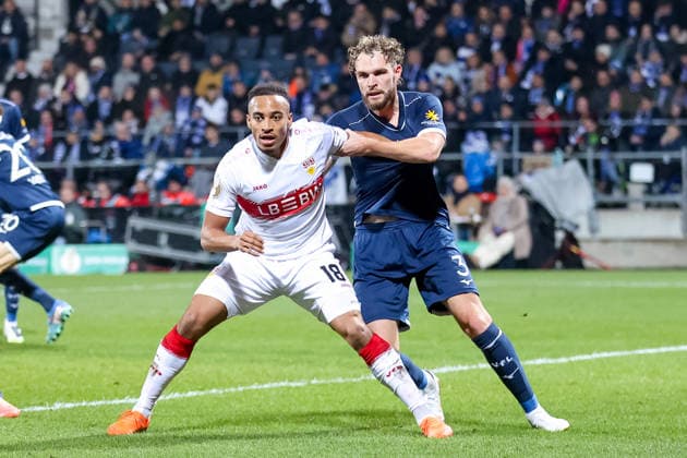 Duel between Jamie Leweling VfB Stuttgart and Philipp Strompf VfL Bochum GER, VfL Bochum vs VfB Stuttgart, Football, DFB Pokal, Round of 16, Season 2025 2026, 03 12 2025 DFL REGULATES PROHIBIT ANY USE OF PHOTOGRAPHS AS IMAGE SEQUENCES AND OR QUASI VIDEO GER, VfL Bochum vs VfB Stuttgart, Football, DFB Cup, Round of 16, Season 2025 2026, 03 12 2025 Bochum Copyright: xEibner-Pressefoto FrankxZeisingx EP_FZG