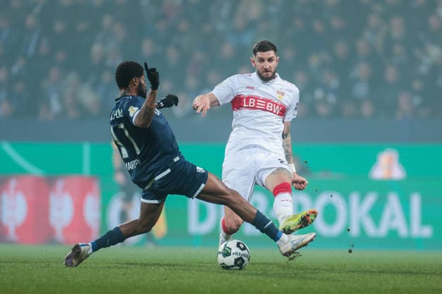 03 12 2025, Football, DFB Cup, Season 2025 2026, VfL Bochum VfB Stuttgart, f l Moritz Broni Kwarteng VfL Bochum 1848 , Jeff Chabot VfB Stuttgart , Bochum Vonovia Ruhrstadion NRW Germany xRHR PHOTO DEx Copyright: DennisxEwert RHR-FOTOx RHR-FOTO DE