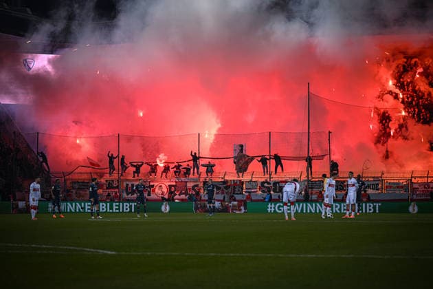 Germany, Football, DFB Cup, 2025 2026, VfL Bochum vs VfB Stuttgart, 03 12 2025, Vonovia Ruhrstadion, Bochum, Germany, Pyrotechnics in the Stuttgart fan block Copyright: xMarkusxVerwimpx