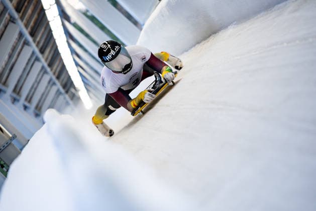 03.12.2025, GER, Skeleton, Saison 25 26, Maenner, Olympiakader A-Kader, Trainingseinheit Christopher Grotheer Christopher Grotheer (Christopher Grotheer (* 31. Juli 1992 in Wernigerode) ist ein deutscher Skeletonsportler. Er war 2022 bei den Olympischen Winterspielen in Peking der erste deutsche Skeleton-Olympiasieger. In der Saison 2022 23 gewann er den Gesamt-Weltcup.) absolviert zwischen den Weltcups auf seiner Heimbahn in Oberhof eine Trainingseinheit. 98559 Oberhof LOTTO Thüringen EISARENA Oberhof Thüringen Deutschland *** 03 12 2025, GER, skeleton, season 25 26, men, Olympic squad A squad, training session Christopher Grotheer Christopher Grotheer Christopher Grotheer July 31, 1992 in Wernigerode is a German skeleton athlete He was the first German skeleton Olympic champion at the 2022 Winter Olympics in Beijing In the 2022 23 season he won the overall World Cup completes a training session between the World Cups on his home track in Oberhof 98559 Oberhof LOTTO Thüringen EISARENA Oberhof Thüringen Germany