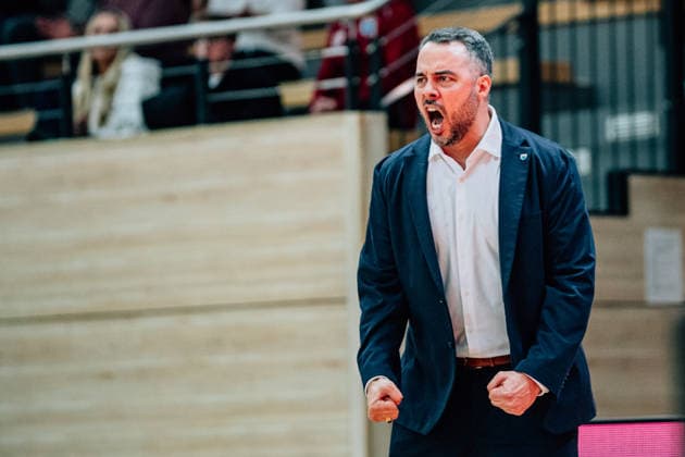 BB 1BL Women Syntainics MBC Lions Alba Berlin Timur Topal GISA Lions MBC during the 2025 2026 season in the DBBL Toyota Bundesliga Syntainics MBC Lions and Alba Berlin at the SWH Arena on December 3, 2025 in Halle Saale, Sachsen Anhalt, Germany