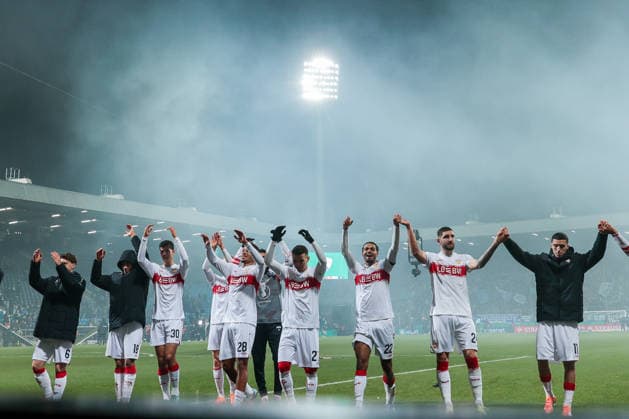 03 12 2025, Football, DFB Cup, Season 2025 2026, VfL Bochum VfB Stuttgart, The players of VfB Stuttgart celebrate the victory and celebrate with the fans the entry into the next round of the DFB Cup, Bochum Vonovia Ruhrstadion NRW Germany xRHR PHOTO DEx Copyright: DennisxEwert RHR-FOTOx RHR-FOTO DE