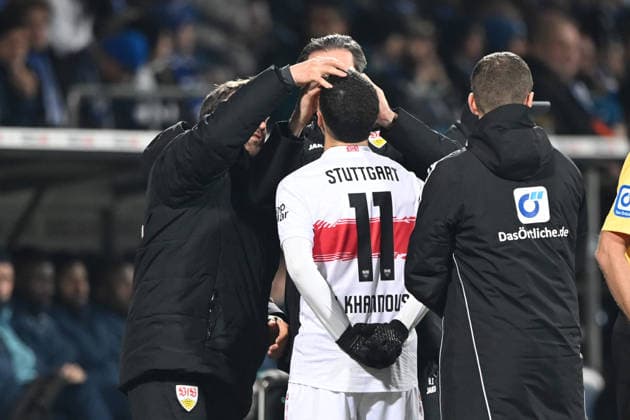 Bilal EL KHANNOUSS S is treated, injured, injury, Football, DFB Pokal, Round of 16, VfL Bochum BO VfB Stuttgart S 0 2 am 03 12 2025, Vonovia Ruhrstadion Bochum Germany DFL regulations prohibit any use of photographs as image sequences and or quasi video Â