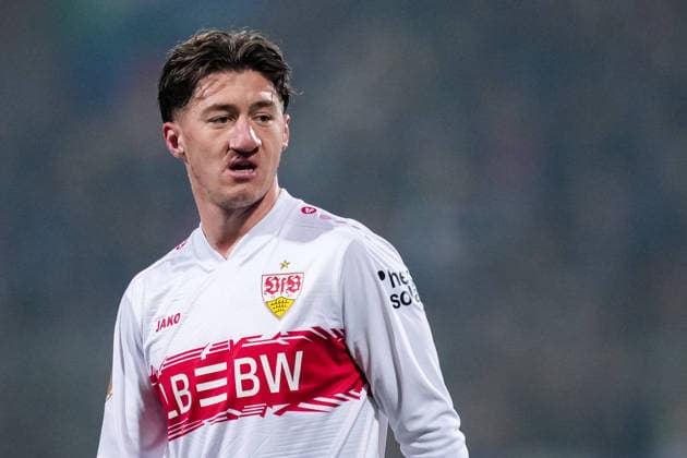 BOCHUM, GERMANY - DECEMBER 3: Angelo Stiller of VfB Stuttgart looks on during the DFB Cup round of 16 match between VfL Bochum and VfB Stuttgart at Vonovia Ruhrstadion on December 3, 2025 in Bochum, Germany. (Photo by Rene Nijhuis) SPO  Copyright: xRenexNijhuis
