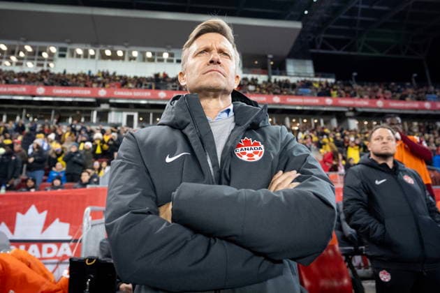November 13, 2025, Toronto, On, CAN: Canada head coach Jesse Marsch stands on the sideline before International Friendly, Länderspiel, Nationalmannschaft action against Ecuador in Toronto on Thursday November 13, 2025. Jesse Marsch  - ZUMAc35_ 20251113_zaf_c35_225 Copyright: xChrisxYoungx