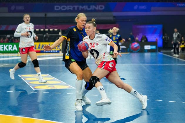 Women s Handball World Championship 2025 Norway Sweden Dortmund, Germany 20251203 Norway s Anniken Wollik during the intermediate round of the Women s Handball World Championship between Norway and Sweden in Westfalenhalle Photo Beate Oma Dahle NTB Dortmund Germany EDITORIAL USE ONLY RESTRICTED USE FOR BETTING COMPANIES  Copyright: xBeatexOmaxDahlex xNTBx