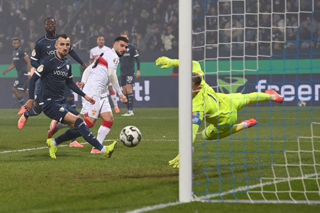 Deniz UNDAV S scores the goal to 0 2, Action, Football, DFB Pokal, Round of 16, VfL Bochum BO VfB Stuttgart S 0 2 am 03 12 2025, Vonovia Ruhrstadion Bochum Germany DFL regulations prohibit any use of photographs as image sequences and or quasi video Â