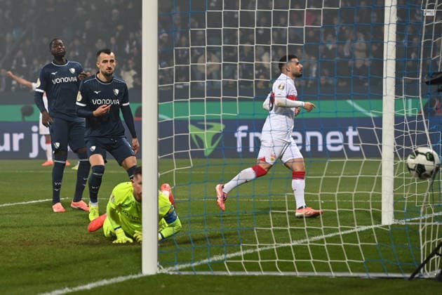 Deniz UNDAV S scores the goal to 0 2, Action, Football, DFB Pokal, Round of 16, VfL Bochum BO VfB Stuttgart S 0 2 am 03 12 2025, Vonovia Ruhrstadion Bochum Germany DFL regulations prohibit any use of photographs as image sequences and or quasi video Â