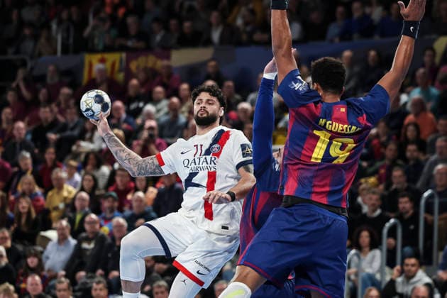 December 3, 2025, Barcelona, Barcelona, SPAIN: Elohim Prandi of Paris Saint-Germain in action during the EHF Champions League handball match played between FC Barcelona, Barca and Paris Saint-Germain at Palau Blaugrana on December 03, 2025 in Barcelona, Spain. Barcelona SPAIN - ZUMAa181 20251203_zaa_a181_155 Copyright: xJavierxBorregox