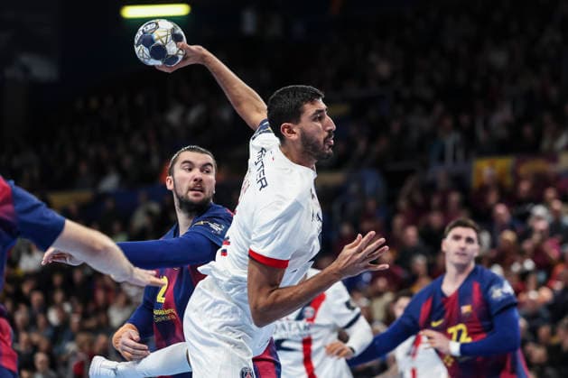 December 3, 2025, Barcelona, Barcelona, SPAIN: Yahia Omar of Paris Saint-Germain in action during the EHF Champions League handball match played between FC Barcelona, Barca and Paris Saint-Germain at Palau Blaugrana on December 03, 2025 in Barcelona, Spain. Barcelona SPAIN - ZUMAa181 20251203_zaa_a181_156 Copyright: xJavierxBorregox