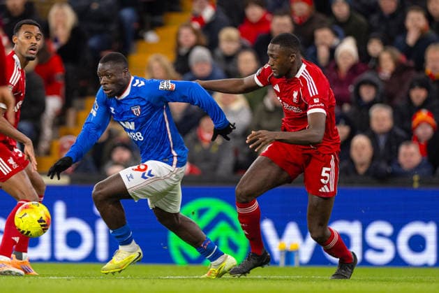 Football - FA Premier League - Liverpool FC v Sunderland AFC LIVERPOOL, ENGLAND - Wednesday, December 3, 2025: Liverpool s Ibrahima KonatÃ (R) challenges Sunderland s Brian Brobbey during the FA Premier League match between Liverpool FC and Sunderland AFC at Anfield. (Photo by David Rawcliffe Propaganda) LIVERPOOL Anfield MERSEYSIDE ENGLAND  Copyright: xDavidxRawcliffex P2025-12-03-Liverpool_Sunderland-34
