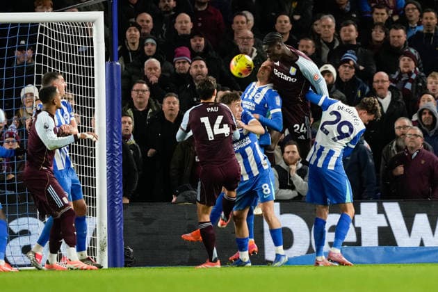 Brighton and Hove Albion v Aston Villa Premier League 03 12 2025. GOAL 2-3 Aston Villa midfielder Aston Villa midfielder Amadou Onana (24) heads home during the Premier League match between Brighton and Hove Albion and Aston Villa at the American Express Stadium, Brighton and Hove, England on 3 December 2025. Brighton and Hove American Express Stadium East Sussex England Editorial use only DataCo restrictions apply See www.football-dataco.com , Copyright: xStephenxFlynnx PSI-23328-0072
