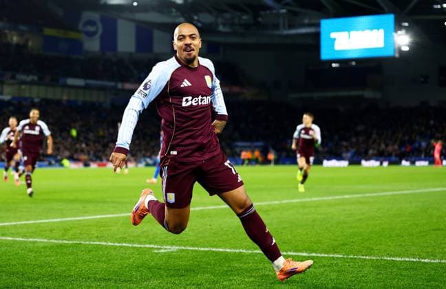 Donyell Malen of Aston Villa celebrates scoring a goal after making the score 2-4. Brighton and Hove Albion v Aston Villa, Premier League, Football, American Express Community Stadium, Brighton, UK - 03 Dec 2025Brighton American Express Community Stadi United Kingdom EDITORIAL USE ONLY No use with unauthorised audio, video, data, fixture lists, club league logos or live services. Online in-match use limited to 120 images, no video emulation. No use in betting, games or single club league player publications. Copyright: xJamesxMarsh Shutterstockx 16006088br