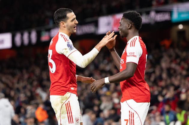 Arsenal v Brentford, Premier League, Football, The Emirates Stadium, London, UK - 03 Dec 2025 Goal. Mikel Merino of Arsenal FC celebrates with Bukayo Saka of Arsenal FC after he scored the second goal of the game London The Emirates Stadium Highbury GBR, UK NEWSPAPERS OUT Copyright: xEllixBirchx