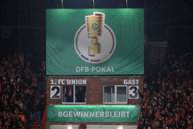03.12.2025, xtgx, Fussball DFB Pokal 1 8 Finale, Union Berlin - FC Bayern München v.l. Endergebnis (DFL DFB REGULATIONS PROHIBIT ANY USE OF PHOTOGRAPHS as IMAGE SEQUENCES and or QUASI-VIDEO) Berlin *** 03 12 2025, xtgx, Soccer DFB Cup 1 8 Final, Union Berlin FC Bayern Munich v l Final result DFL DFB REGULATIONS PROHIBIT ANY USE OF PHOTOGRAPHS as IMAGE SEQUENCES and or QUASI VIDEO Berlin
