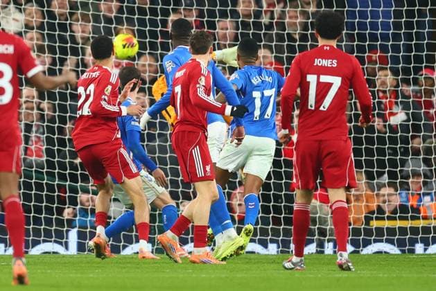 Florian Wirtz of Liverpool scores to make it 1-1 Liverpool v Sunderland, Premier League, Football, Anfield, Liverpool, UK - 03 Dec 2025Liverpool Anfield United Kingdom EDITORIAL USE ONLY No use with unauthorised audio, video, data, fixture lists, club league logos or live services. Online in-match use limited to 120 images, no video emulation. No use in betting, games or single club league player publications.  Copyright: xPaulxCurrie Shutterstockx 16006099dp