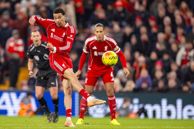 Football - FA Premier League - Liverpool FC v Sunderland AFC LIVERPOOL, ENGLAND - Wednesday, December 3, 2025: Liverpool s Hugo Ekitike attempt on goal during the FA Premier League match between Liverpool FC and Sunderland AFC at Anfield. (Photo by David Rawcliffe Propaganda) LIVERPOOL Anfield MERSEYSIDE ENGLAND  Copyright: xDavidxRawcliffex P2025-12-03-Liverpool_Sunderland-103