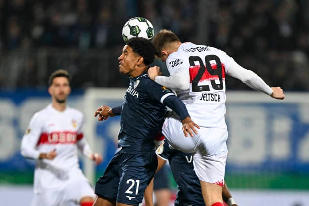 Header Header duel Francis Onyeka Bochum 21 Finn Jeltsch Stuttgart 29 03 12 2025 Soccer VfL Bochum vs VfB Stuttgart, Vonovia Ruhrstadion, Bochum, DFB DFL REGULATIONS PROHIBIT ANY USE OF PHOTOGRAPHS AS IMAGE SEQUENCES AND OR QUASI VIDEO Copyright: xpepphotox xHorstxMauelshagenx pep00321, pep_20251203_hm_223935