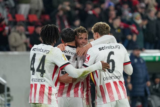 Johan Manzambi SC Freiburg, 44 , Vincenzo Grifo SC Freiburg, 32 , Lucas Höler Lucas Hoeler SC Freiburg, 09 , Patrick Osterhage SC Freiburg, 06 Goal celebration, emotions, goal shot, finish, goal success, goal, goal, soccer, round of 16, DFB Pokal, 2025 26, SC Freiburg vs SV Darmstadt 98, 03 12 2025, Europa Park Stadion, Freiburg, Germany DFB REGULATIONS PROHIBIT ANY USE OF PHOTOGRAPHS AS IMAGE SEQUENCES AND OR QUASI VIDEO Freiburg Europa Park Stadion Baden Württemberg Germany Copyright: xArnexAmbergx