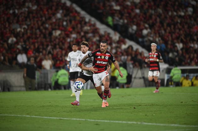 Match valid for the 2025 Brazilian Championship between Flamengo and Ceara. Flamengo player Giorgian De Arrascaeta, during a match against Ceara, valid for the 2025 Brazilian Championship, at the Maracana Stadium, on Wednesday night, the 3rd. RIO DE JANEIRO RIO DE JANEIRO BRAZIL Copyright: xJAYSONxBRAGAx