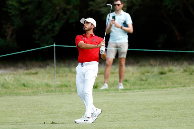 GOLF AUSTRALIAN OPEN, Abraham Ancer of Mexico plays his approach shot during Round One of the Australian Open Golf tournament at the Royal Melbourne Golf Club in Melbourne, Thursday, December 4, 2025. ( NO ARCHIVING, EDITORIAL USE ONLY MELBOURNE VICTORIA AUSTRALIA  Copyright: xCONxCHRONISx 20251204168341943973