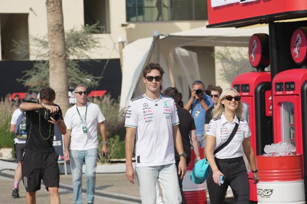 Formula 1 Etihad Airways Abu Dhabi Grand Prix 2025 04 12 2025, Yas Marina Circuit, Abu Dhabi, Formula 1 Etihad Airways Abu Dhabi Grand Prix 2025 , pictured George Russell GBR , Mercedes AMG Petronas Formula One Team nordphotoxGmbHx xBratic nph00250
