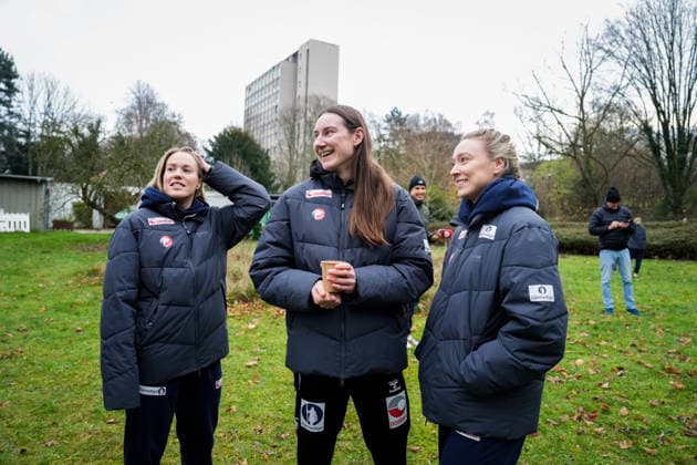 Women s Handball World Championship 2025 Press conference Dortmund, Germany 20251204 Malin Aune, Ingvild Kristiansen Bakkerud and Eli Marie Raasok during a press conference with the handball girls the day before the World Cup match against the Czech Republic in Dortmund Photo Beate Oma Dahle NTB Dortmund Germany EDITORIAL USE ONLY RESTRICTED USE FOR BETTING COMPANIES  Copyright: xBeatexOmaxDahlex xNTBx